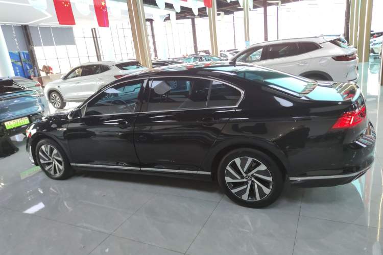 Used Volkswagen Magotan GTE Plug-in Hybrid 2022 GTE Luxury Model