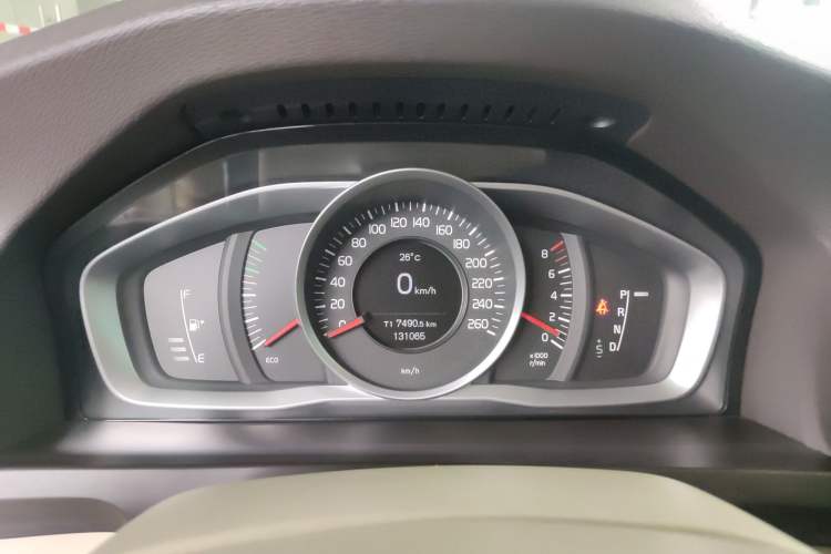 Used Volvo S60 2014 S60L 2.0T Zhiyuan Edition