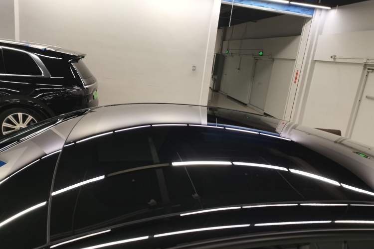 Used Tesla Model Y 2025 Rear-Wheel-Drive Version