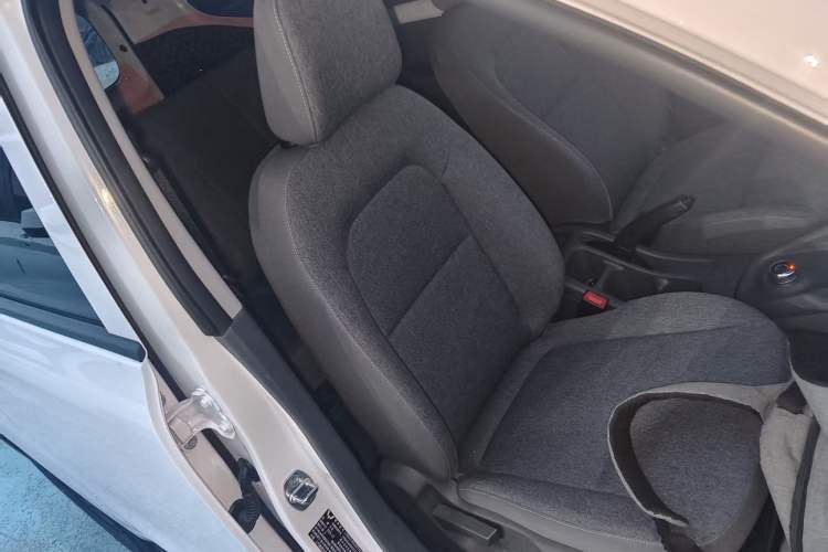 Used Wuling Hongguang New Energy 2025 Extended-Range Hybrid 50 km Standard Version