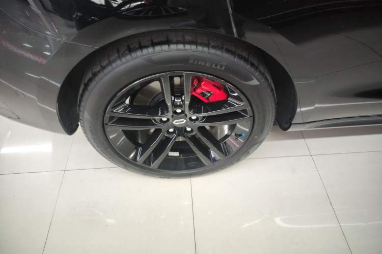 Used Hima AITO M5 2025 Extended-Range Ultra All-Wheel-Drive Version
