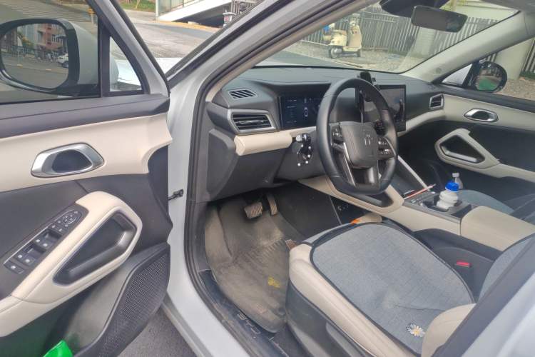 Used BYD Yuan UP 2025 Intelligent Driving Version 401 KM Dynamic Edition