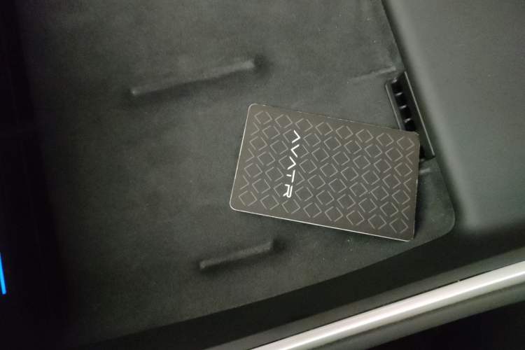 Used Avatr 11 2022 Long-Range Dual-Motor Luxury Edition 5 Seats