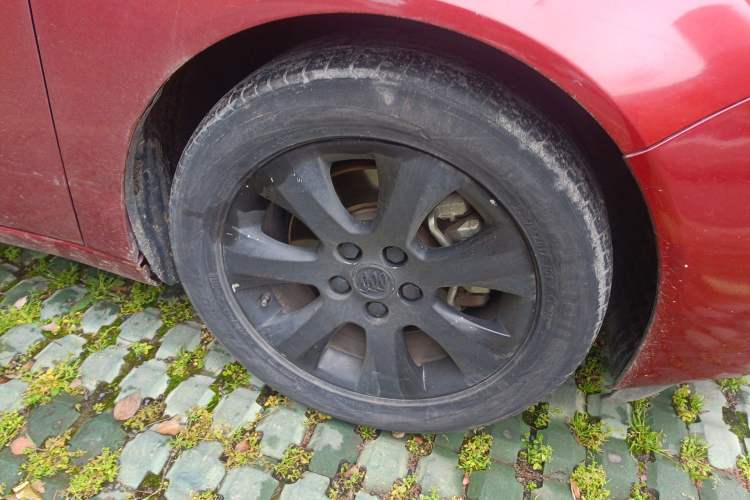 Used Buick Regal 2015 1.6T Elite Tech Model Right Front Wheel Hub