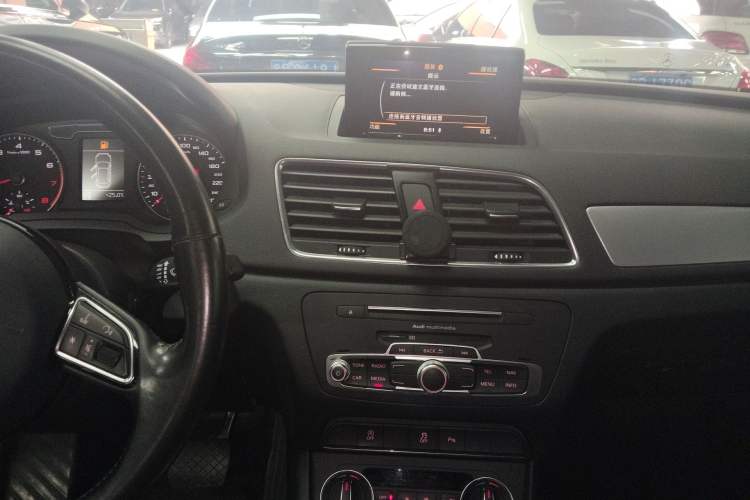 Used Audi Q3 2016 30 TFSI Fashion Model
