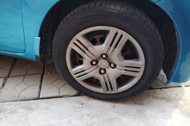 Used Honda Fit 2011 1.3L automatic comfort version