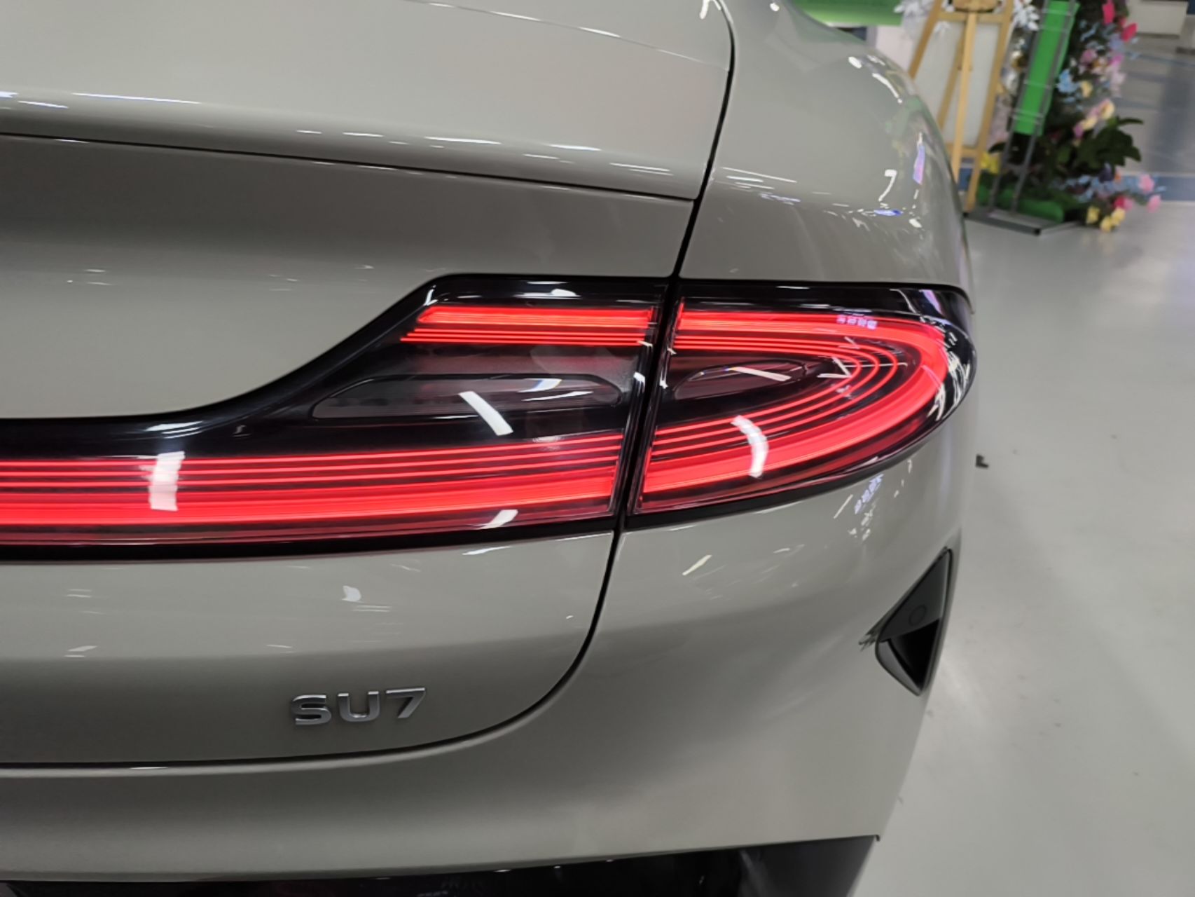 Xiaomi Auto SU7 2024 Rear-Drive Long-Range Intelligent Driving Version — снимка 9