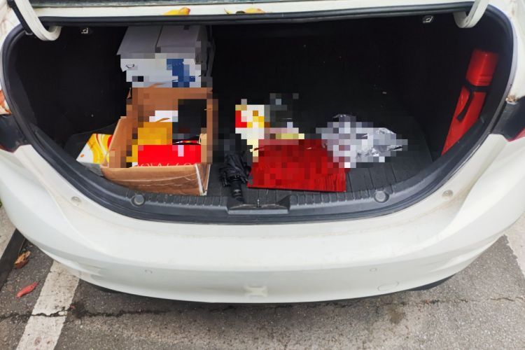 Used Mazda 3 Axela 2017 Sedan 1.5L Automatic Luxury Model Emission Standard China V Trunk