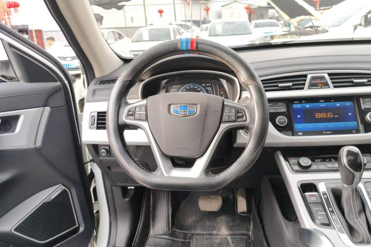 Used Geely Auto Emgrand X7 Sport 2016 1.8TD Automatic Smart Connectivity Version Steering Wheel