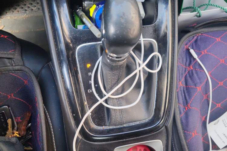 Used Roewe i5 2020 1.5L Automatic 4G Connect Luxury Flagship Edition
