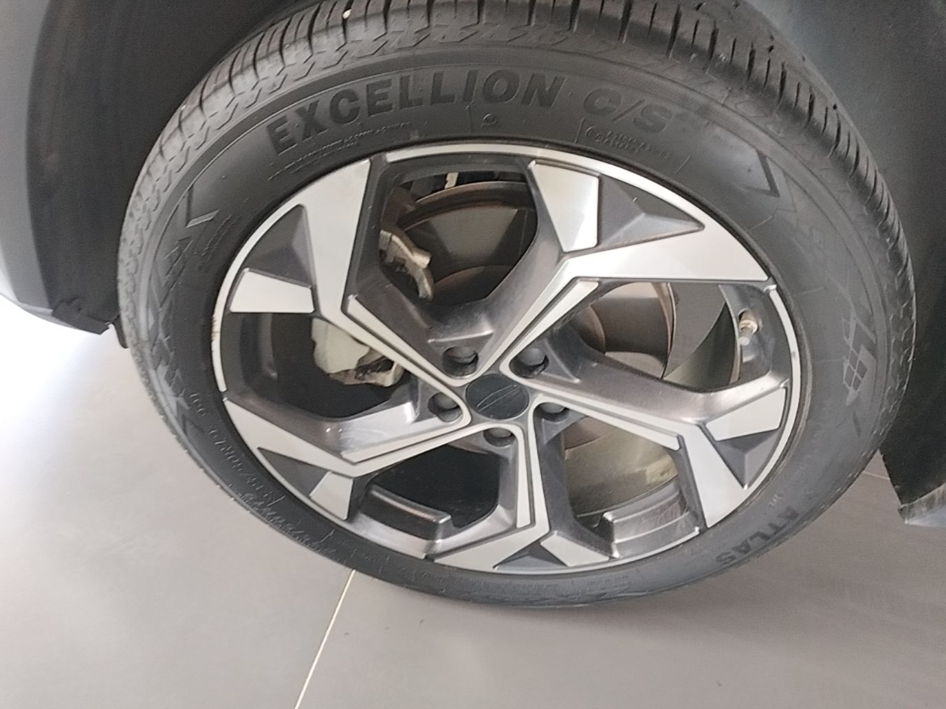 Geely Auto FX11 2023 1.5TD DCT Prestige Edition — снимка 10