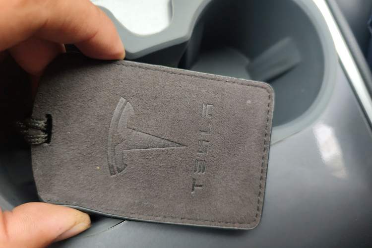 Used Tesla Model Y 2022 Revised Version Long-Range All-Wheel Drive Vehicle Key