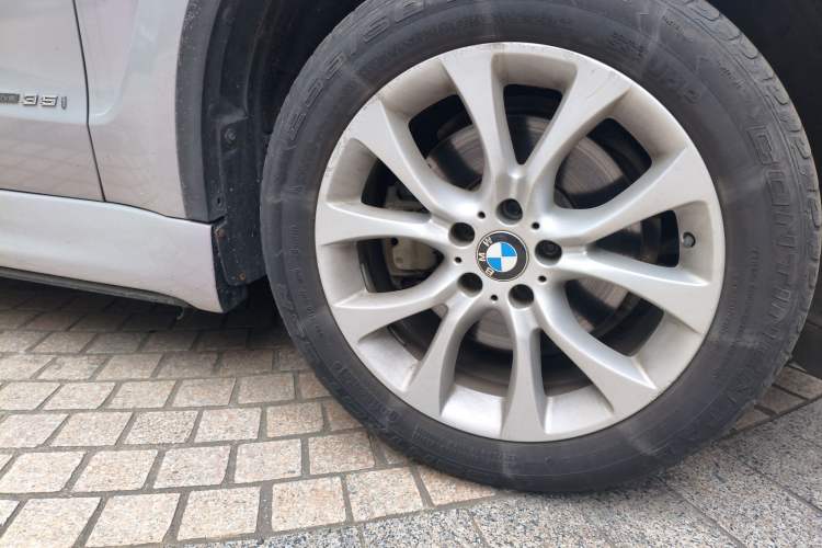 Used BMW X5 2014 xDrive35i Leading Model