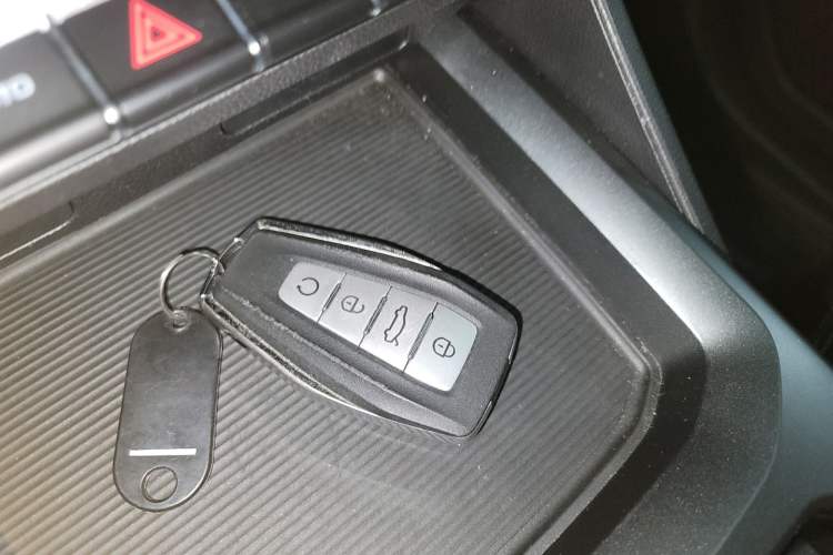 Used Geely Auto Haoyue L 2024 2.0T DCT Prestige Version
