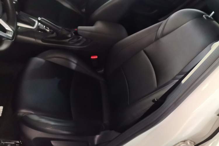 Used Mazda 3 Axela 2017 Sedan 1.5L Automatic Comfort Model China VI Standard Left Front Seat