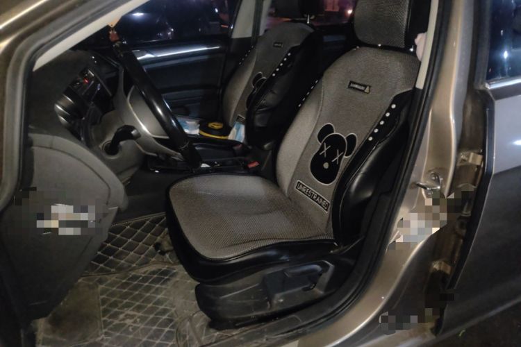 Used Volkswagen Golf 2016 230TSI Automatic Luxury Version Left Front Seat