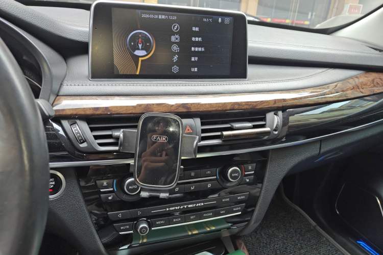 Used Hanteng X7 2016 1.5T Manual Luxury Edition Audio And AC Panel