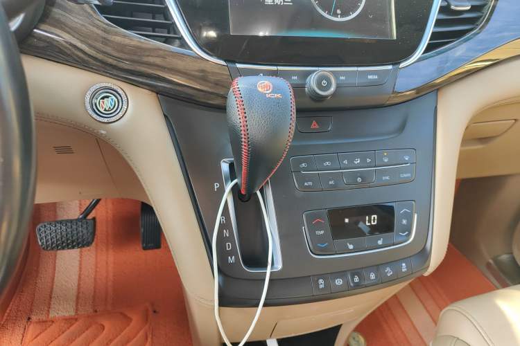 Used Buick GL8 2017 ES 28T Premium Version China V Standard
