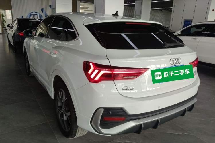 Used Audi Q3 Sportback 2020 40 TFSI Fashion Model
