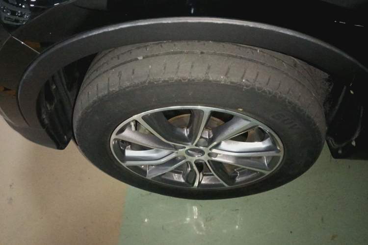 Used Geely Auto Emgrand X7 Sport 2021 Million Edition 1.8TD DCT Two-Wheel Drive Luxury Model
