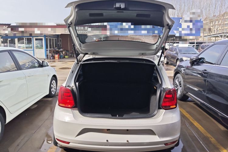 Used Volkswagen Polo 2016 1.4L Manual Fashion Model