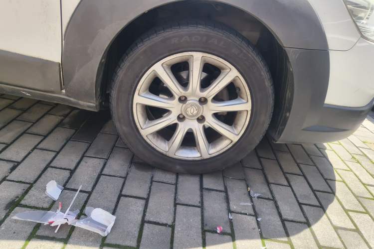 Used Dongfeng Aeolus H30 2013 CROSS 1.6L Manual Zunyi Model Right Front Wheel Hub