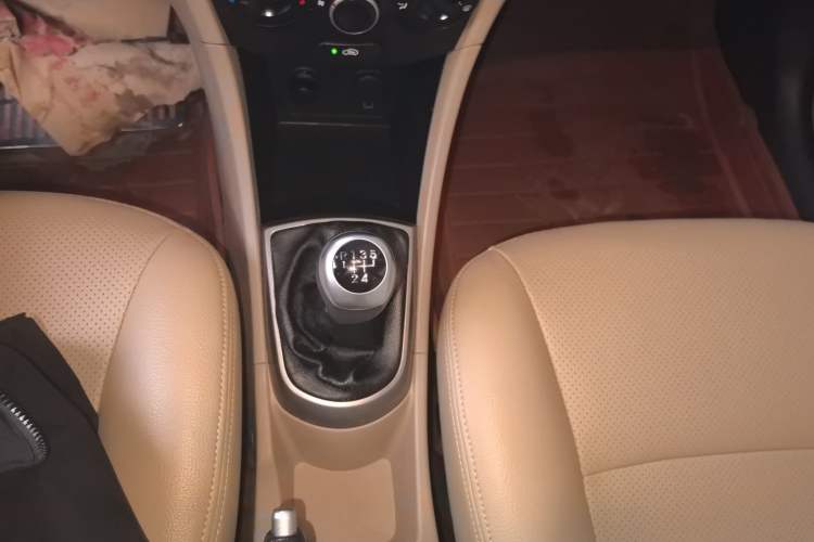 Used Hyundai Verna (older generation) 2014 1.4L Manual Smart GLS Trim