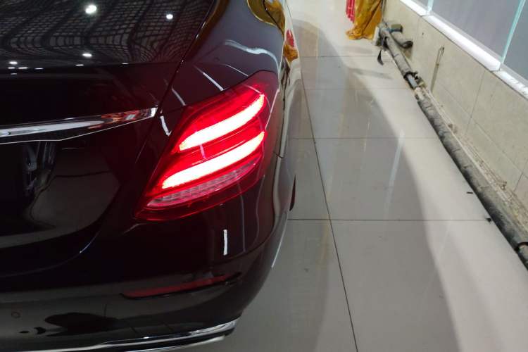 Used Mercedes-Benz E-Class 2019 E 300 L Stylish Model
