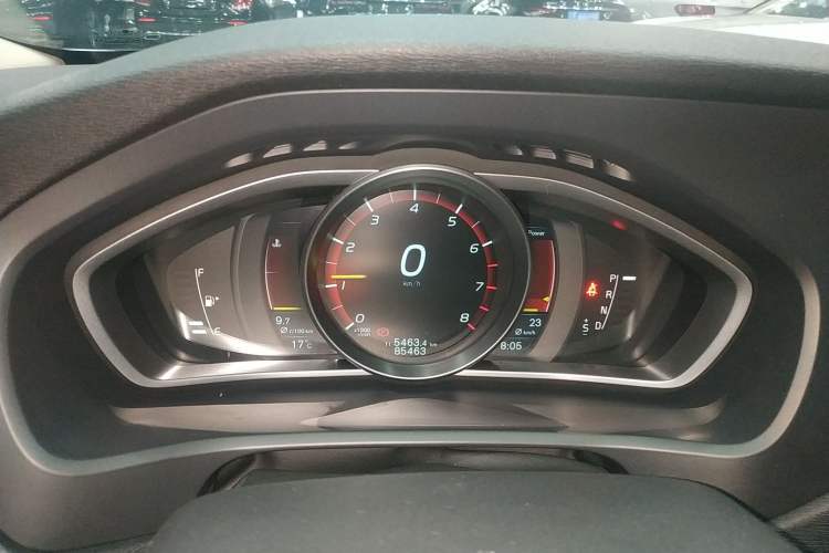 Used Volvo V40 2015 1.6T Zhiya Edition
