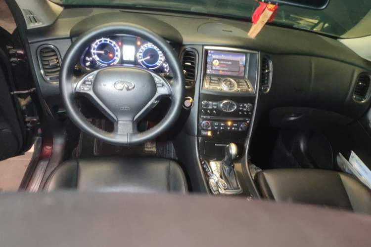 Used Infiniti EX 2011 EX25 Elegant Edition
