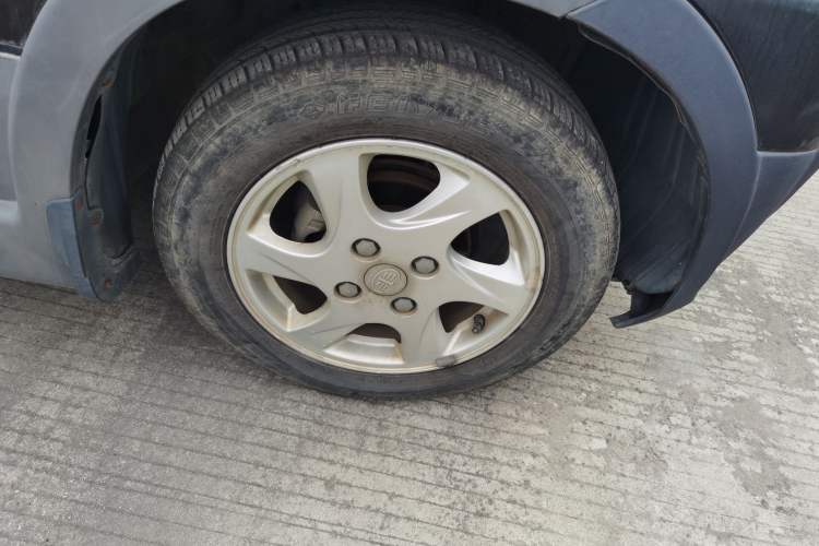 Used FAW Senya S80 2011 1.3L Manual 7-Seater Comfort Version
