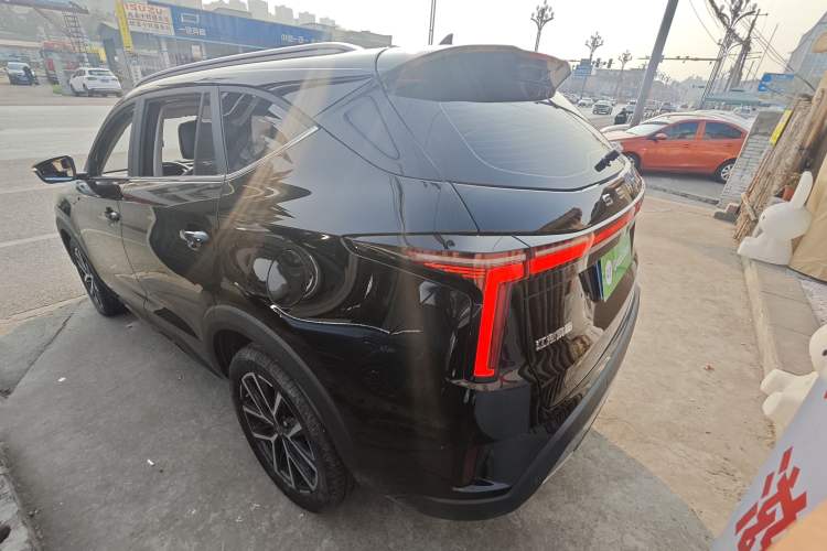 Used SOL X8 PLUS 2023 1.5 TGDI DCT ZhiShang Edition 7-Seater