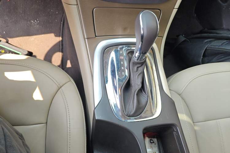 Used Buick Regal 2009 2.0L Elite Edition