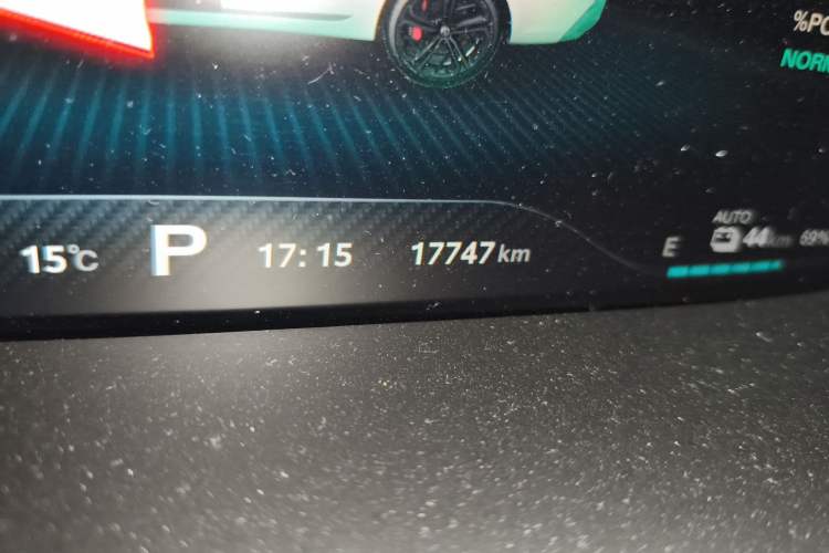 Used MG 6 New Energy 2020 1.5T Hybrid Leading Luxury Edition Odometer Close Up