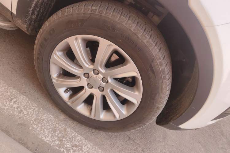 Used Land Rover Discovery Sport 2016 2.0T SE
