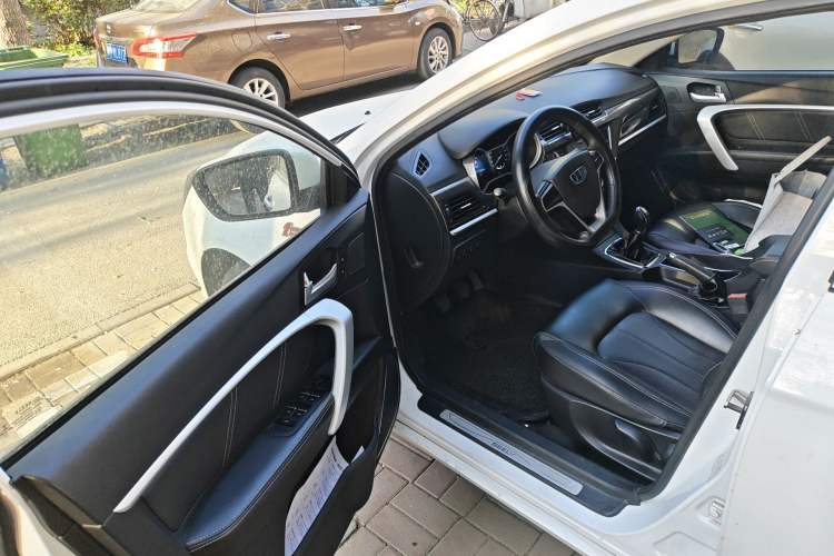 Used Geely Auto Emgrand 2017 Sedan Million Edition 1.5L Manual - Upward Version