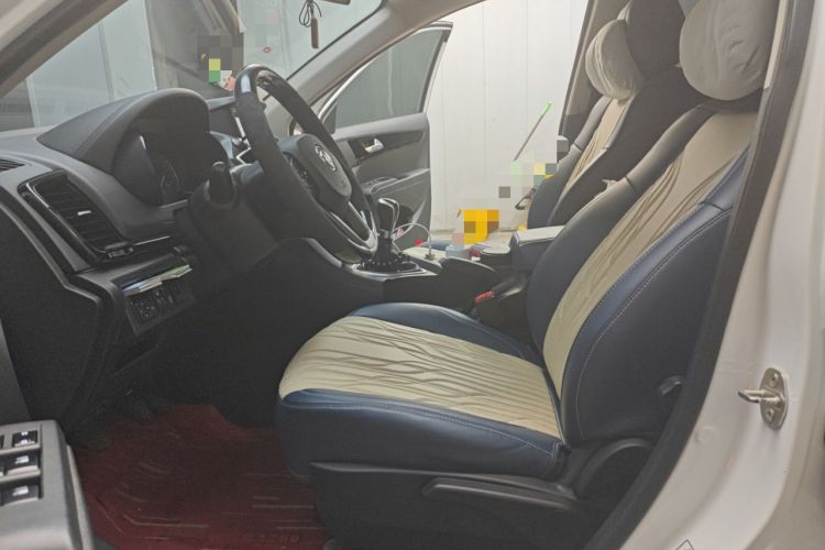 Used Dongfeng Fengdu MX5 2016 1.4T Manual Fashion Edition
