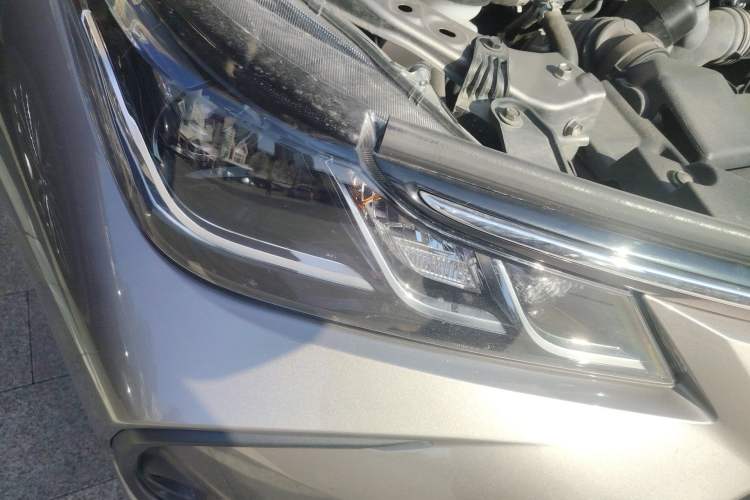 Used Toyota Corolla 2021 Dual-Motor 1.8L E-CVT Elite Edition Right Front Headlight