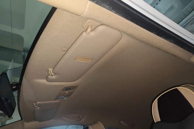 Used Hyundai Verna (older generation) 2010 Sedan 1.4L Manual Comfort GS