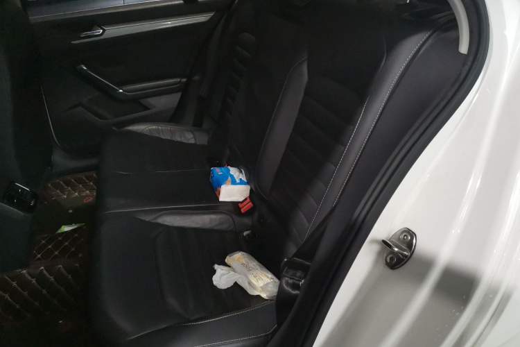 Used Volkswagen Lamando 2017 280TSI DSG Comfort Edition Left Rear Seat