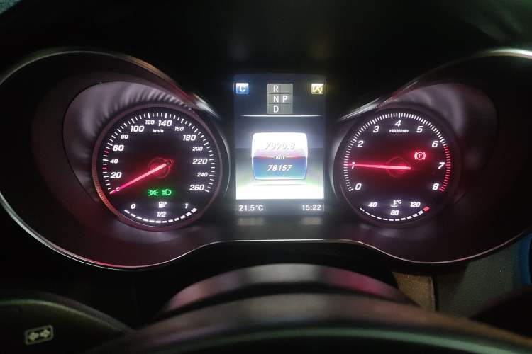 Used Mercedes-Benz C-Class 2018 C 200 Coupe Odometer Close Up