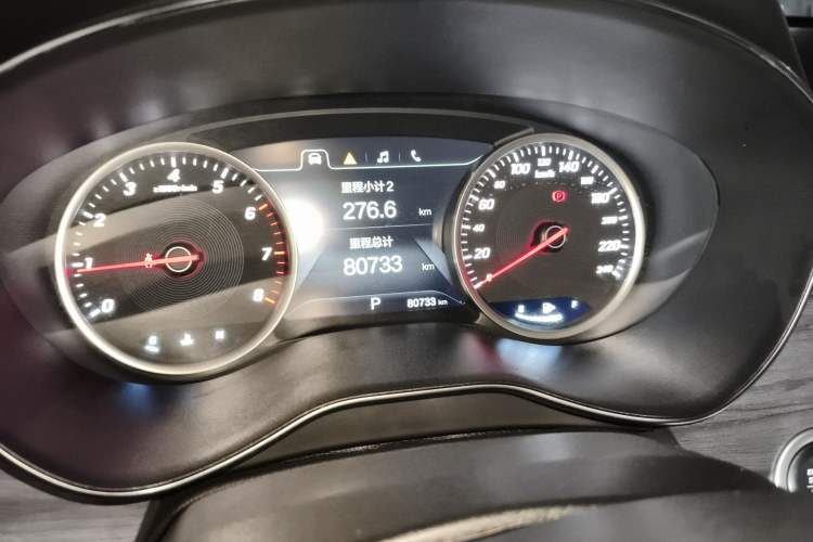 Used Baojun 730 2019 1.5T CVT Flagship Version 7 Seats China V Emission Standard Odometer Close Up