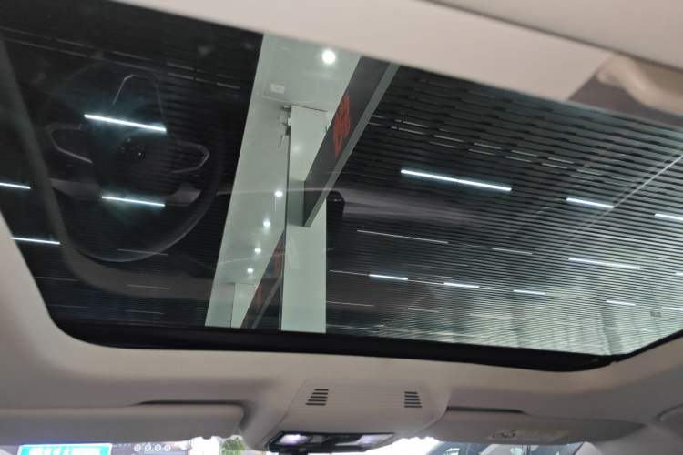 Used Volkswagen Golf 2023 Facelift 280TSI DSG Pro Headliner