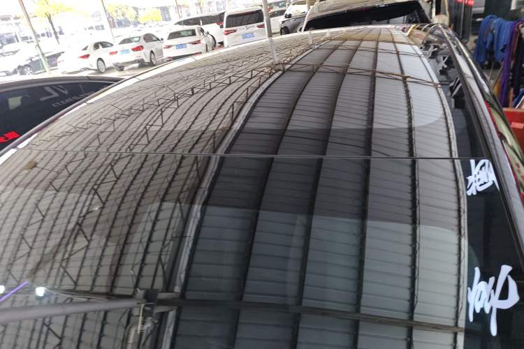 Used Tesla Model Y L 2025 Model Long-Range All-Wheel-Drive Version
