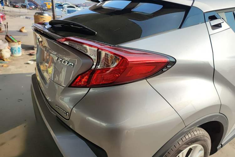 Used Toyota IZOA 2021 Dual-Motor 2.0L Yixiang Edition Right Rear Taillight