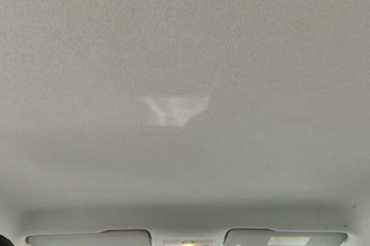 Used Skoda Rapid 2016 1.6L Manual Front-Wheel-Drive Version