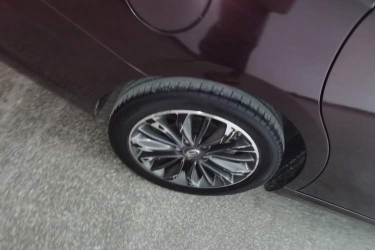 Used GAC Trumpchi GA6 2015 1.8T DCT Luxury Navigation Model
