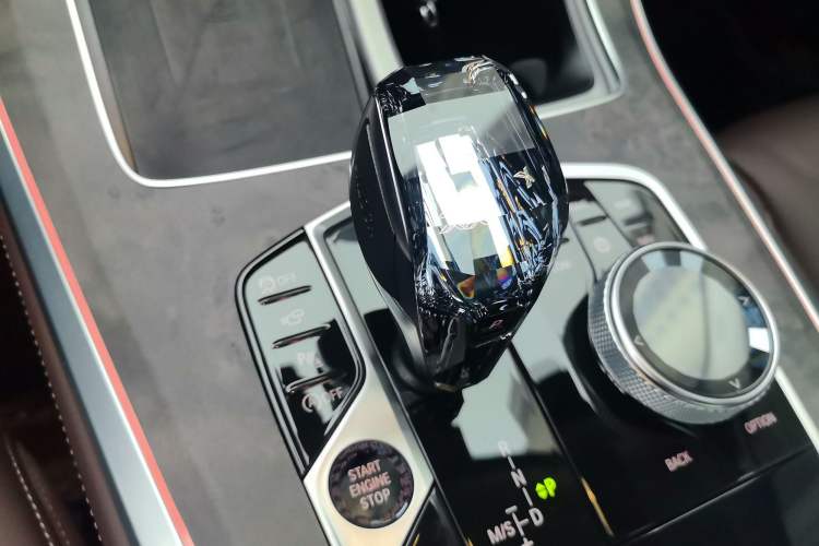 Used BMW X5 2022 xDrive 30Li Luxury M Sport Package