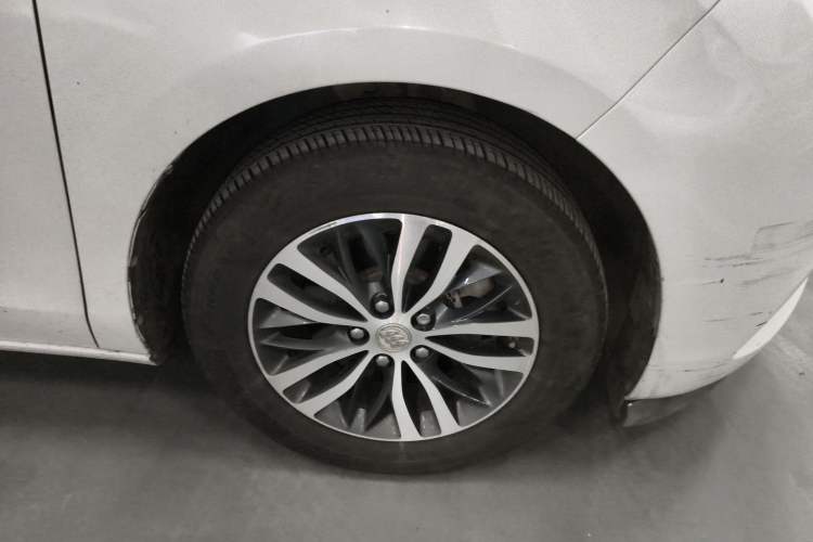 Used Buick GL8 2018 ES 28T Luxury Model China VI Standard Right Front Wheel Hub