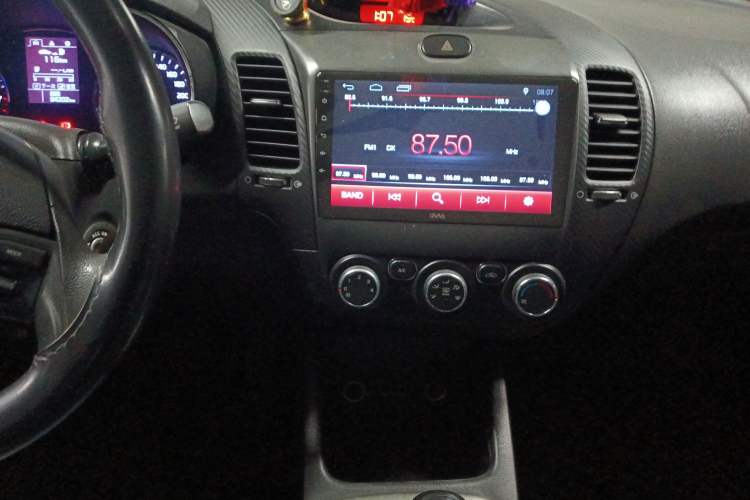 Used Kia K3 2015 1.6L Manual GL Audio And AC Panel